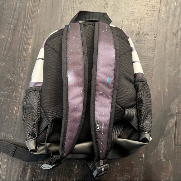 Nike Brasilia Just Do It Mini Backpack School Small Black Gray Galaxy NWT - Picture 9 of 11